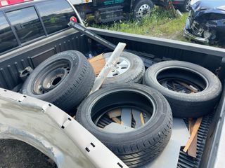 Vehicle Parts Image #1